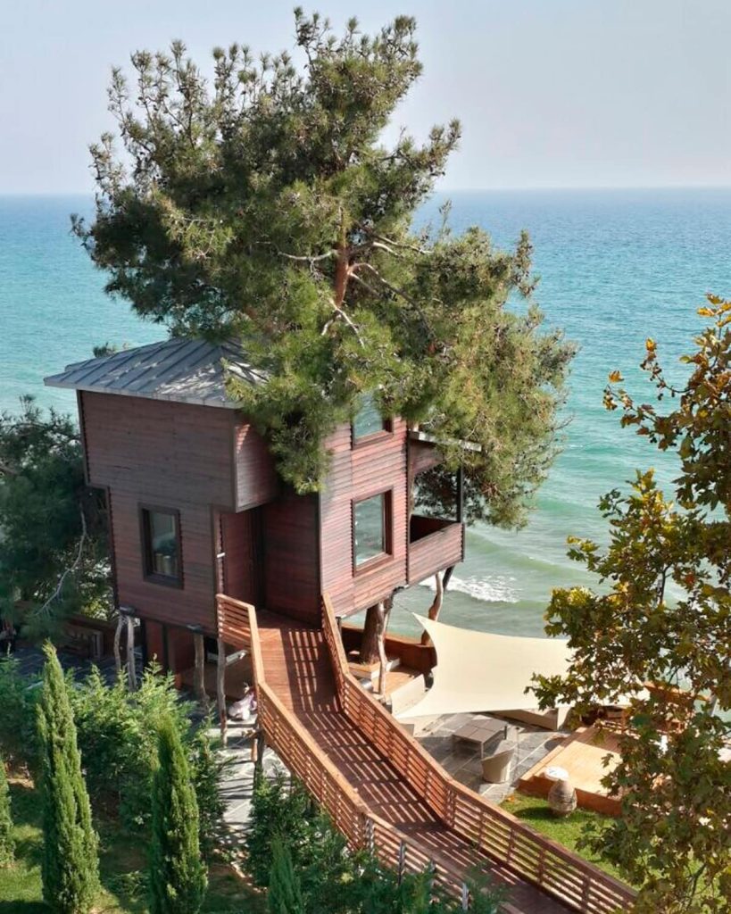 Doğanın Kollarında: Huzur Dolu Bungalov Evler