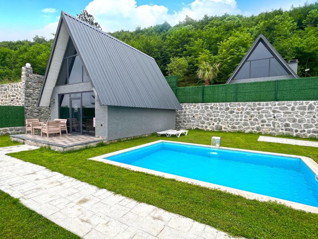 Mükemmel Tatil Kaçamağı: Sıcak Havuzlu Bungalovların Eşsiz Deneyimi