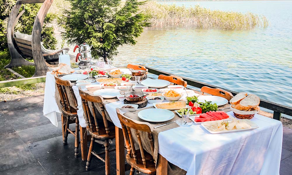 Sapanca'da deniz ürünleri restoranları hangileridir?