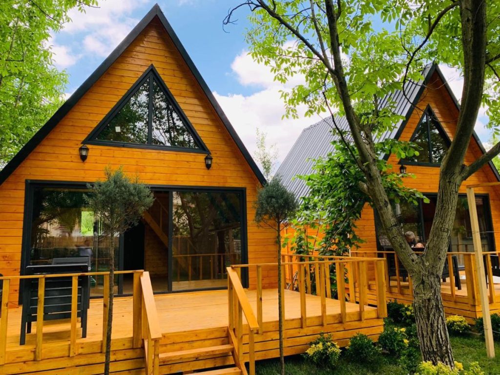 Sahildeki Huzuru Özel Bungalowlarda Yaşayın