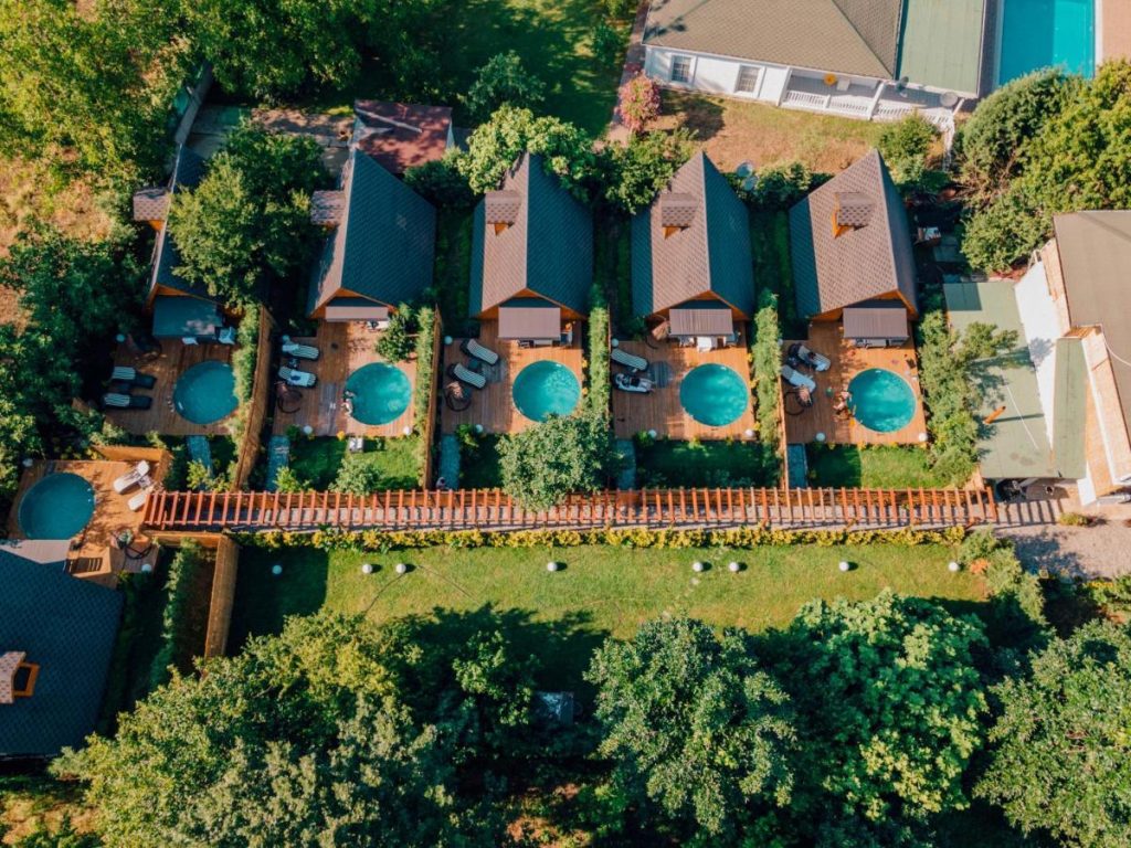 Sapanca'da Konforlu ve Lüks Bungalow Tatili İmkanı